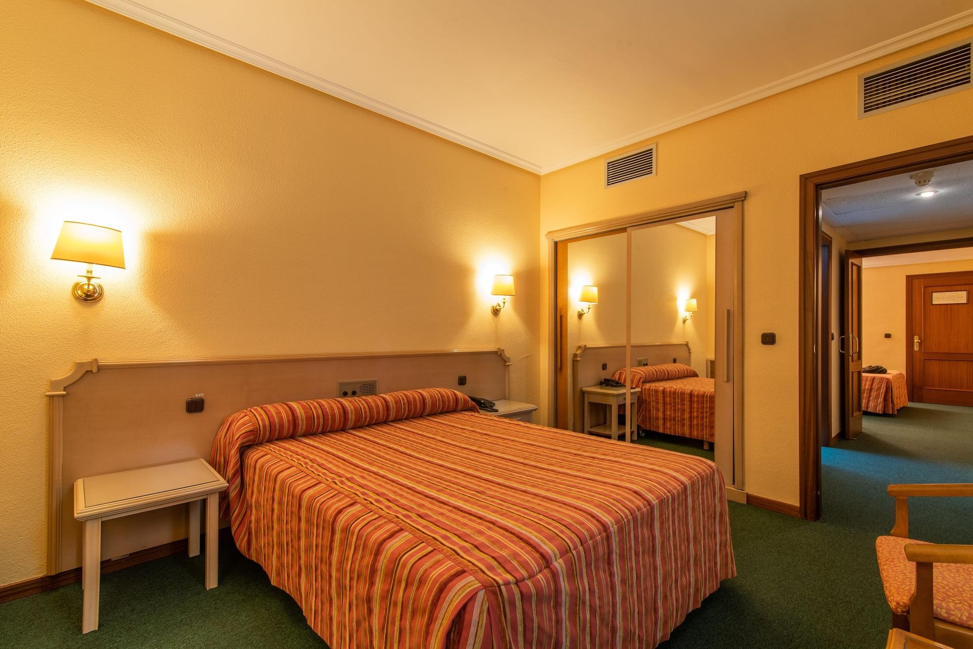 Hospedium Hotel Europa Centro Magaz De Pisuerga Extérieur photo